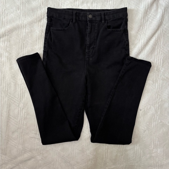 American Eagle Black Curvy Highest Rise Jeggings - Picture 2 of 7